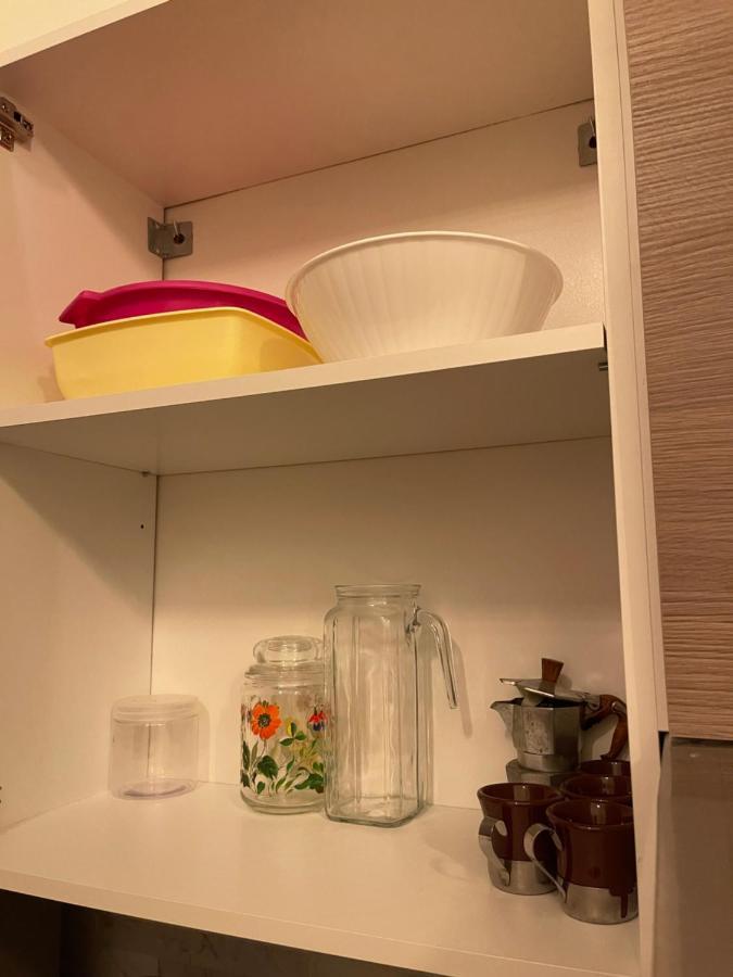 Holiday-Caroline Apartment ปอมเปอี ภายนอก รูปภาพ