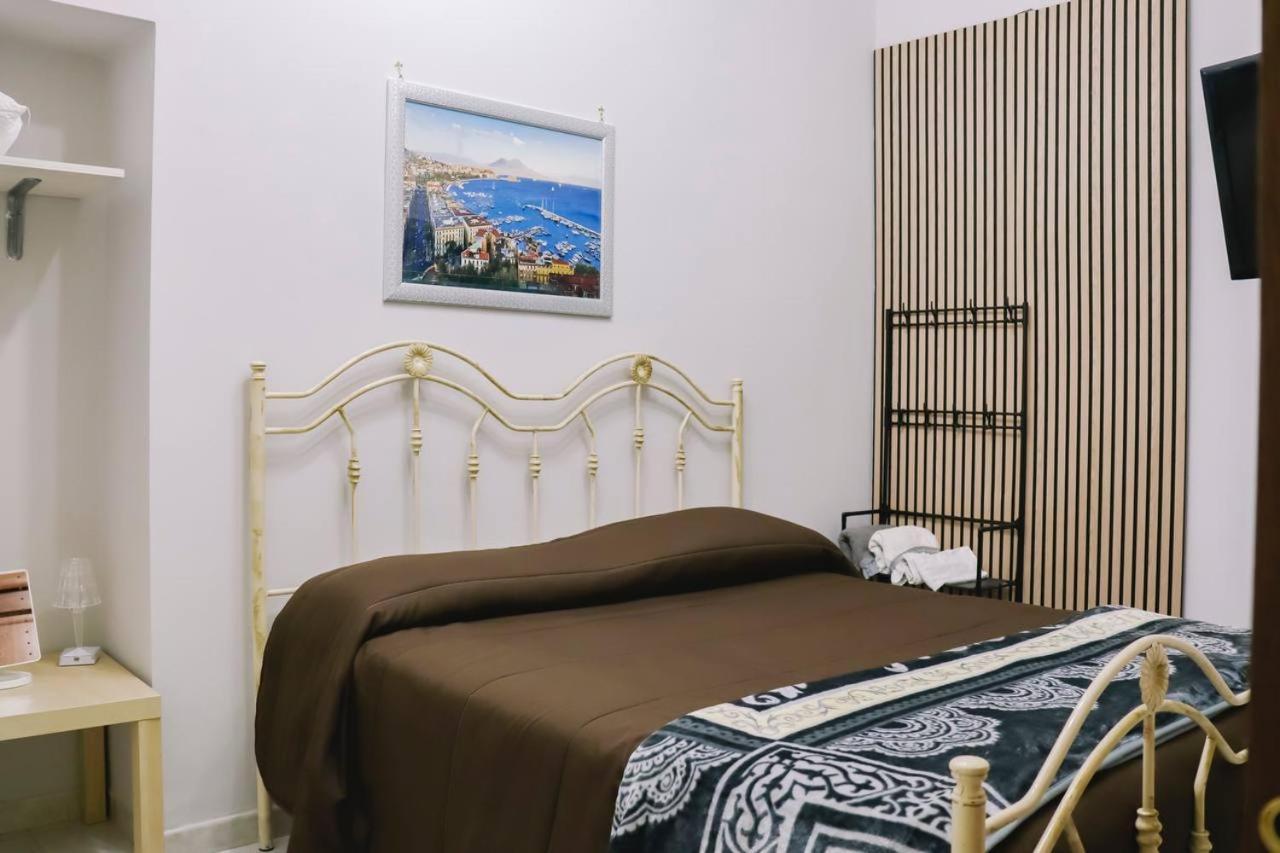 Holiday-Caroline Apartment ปอมเปอี ภายนอก รูปภาพ