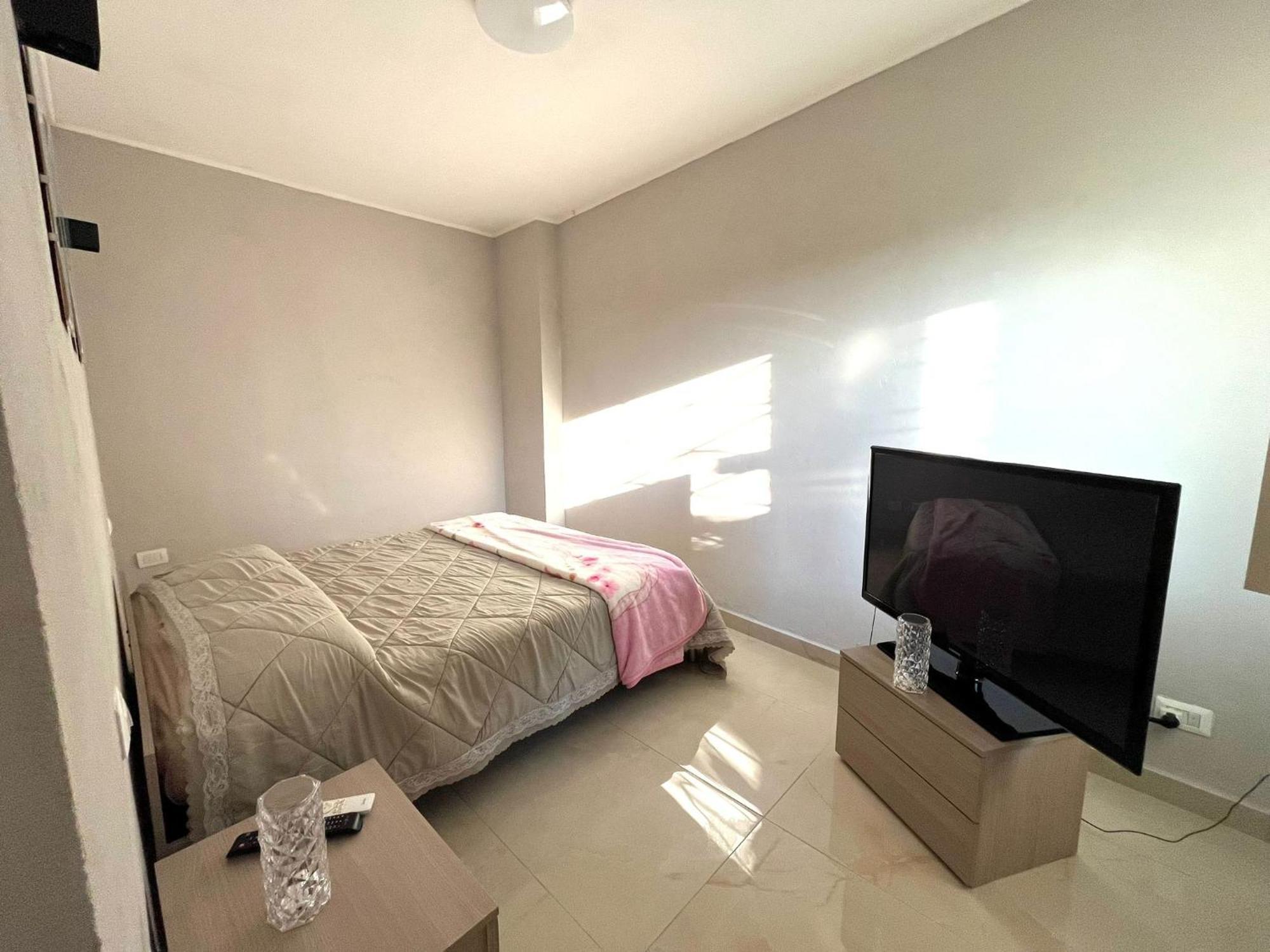 Holiday-Caroline Apartment ปอมเปอี ภายนอก รูปภาพ